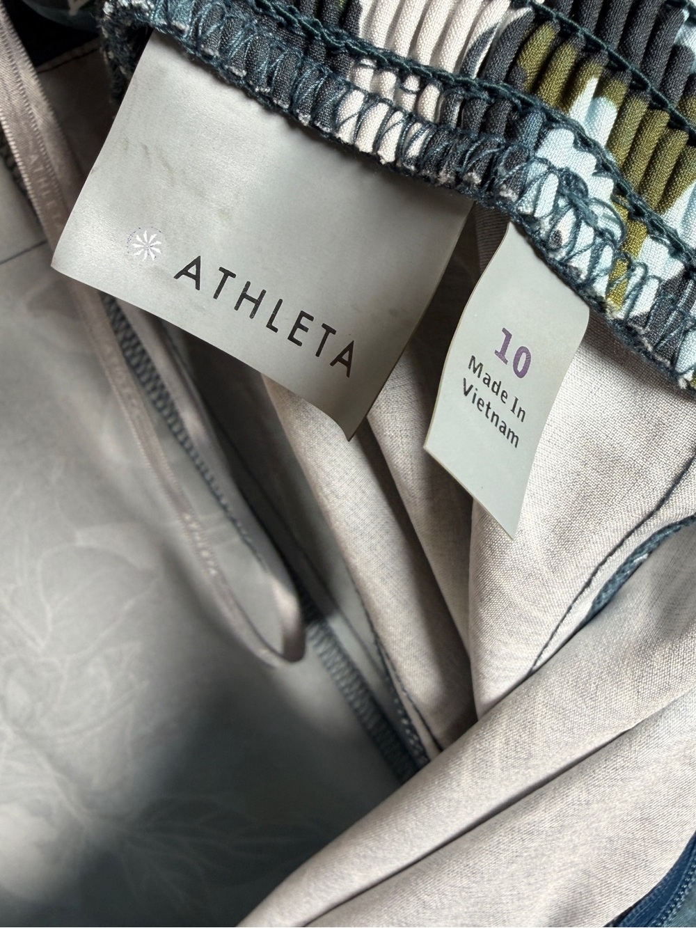 Athleta Lily Pack Everywhere Dress UPF 50+ Size 10 Pockets - Picture 7 of 11